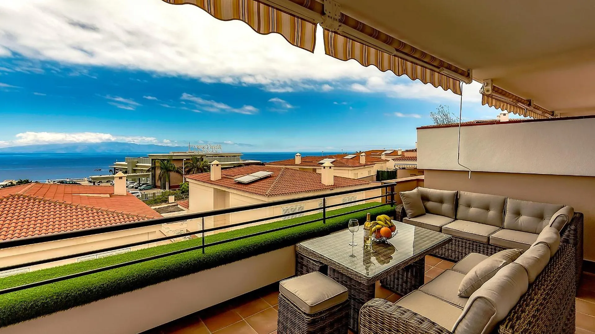 Apartment With Spectacular View In Puerto Santiago Puerto de Santiago